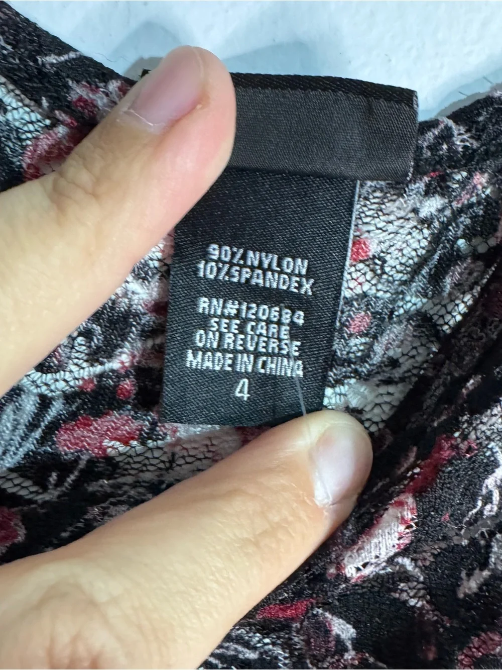 Torrid Size 4 Black Pink Floral Lace Tunic Top Sheer Mesh Overlay Plus Size 4X - Picture 6 of 7
